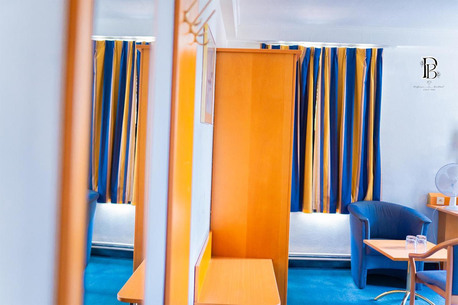 Hotel Professor Leuven Centrum Экстерьер фото