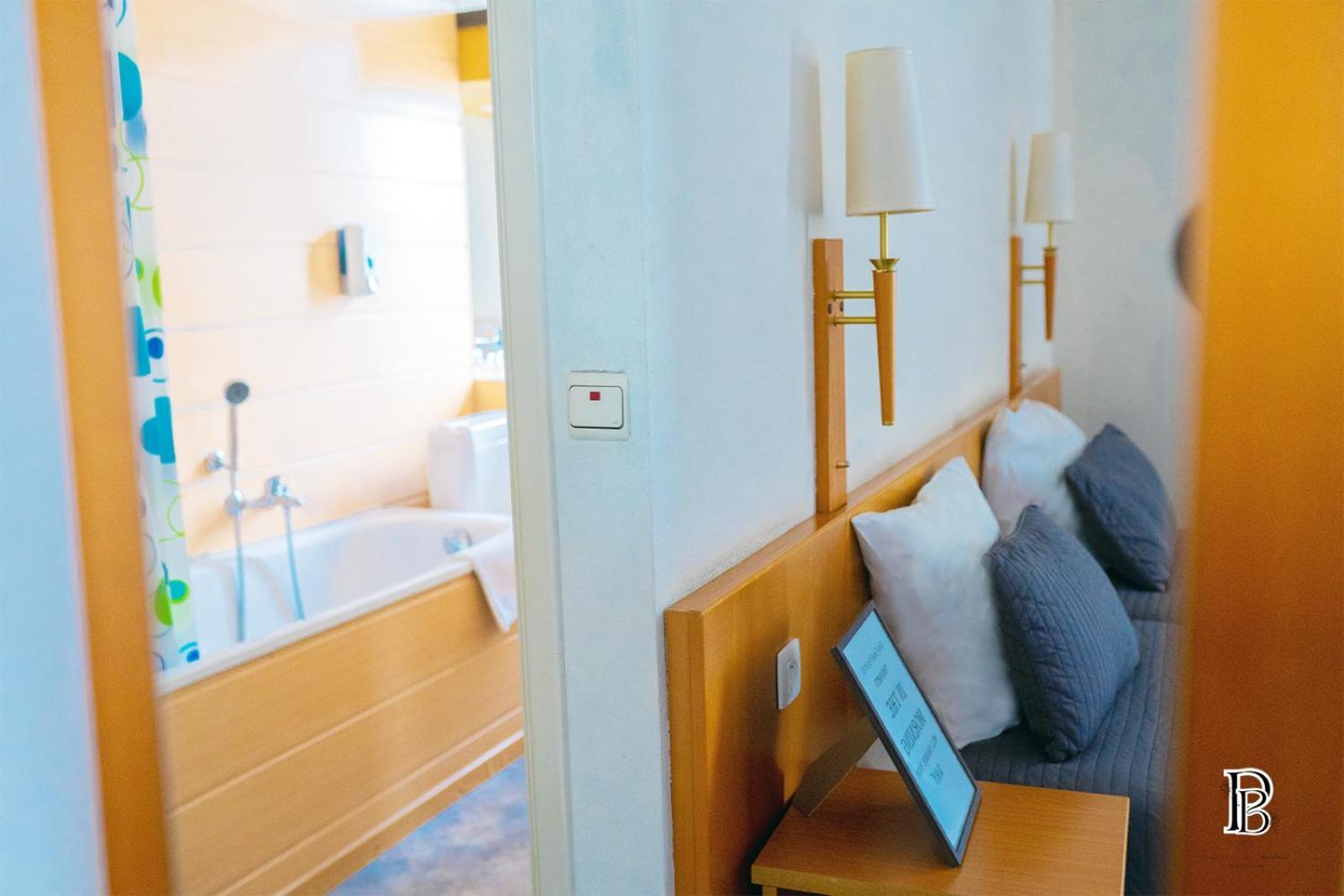 Hotel Professor Leuven Centrum Экстерьер фото